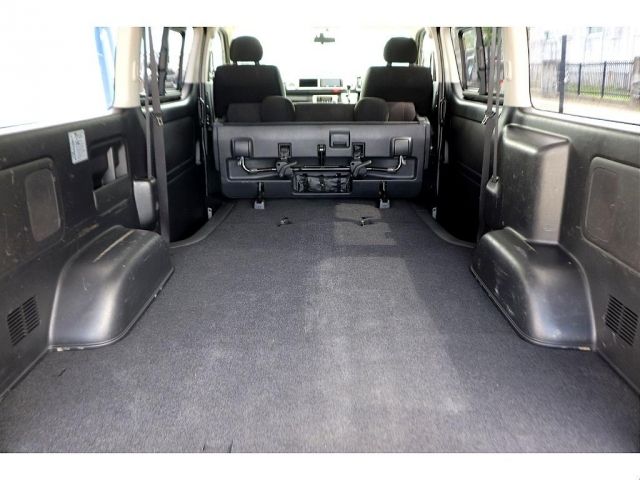 Toyota HIACE VAN 2017-01 11866-16