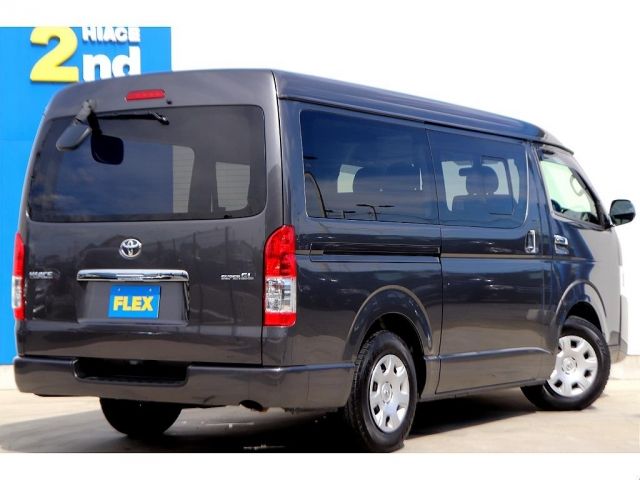 Toyota HIACE VAN 2017-01 11866-2