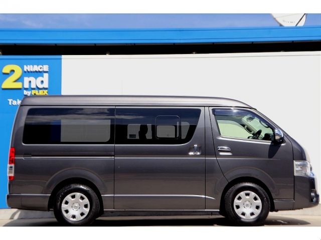 Toyota HIACE VAN 2017-01 11866-4