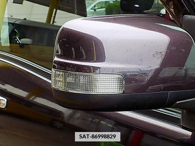 Nissan SERENA 2011-11 377770-25