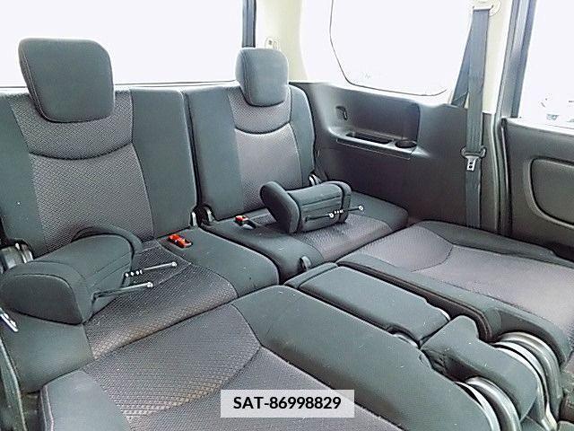Nissan SERENA 2011-11 377770-23