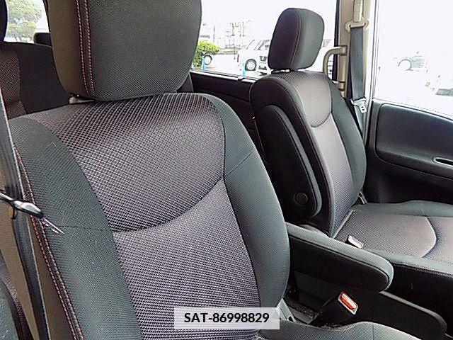 Nissan SERENA 2011-11 377770-9