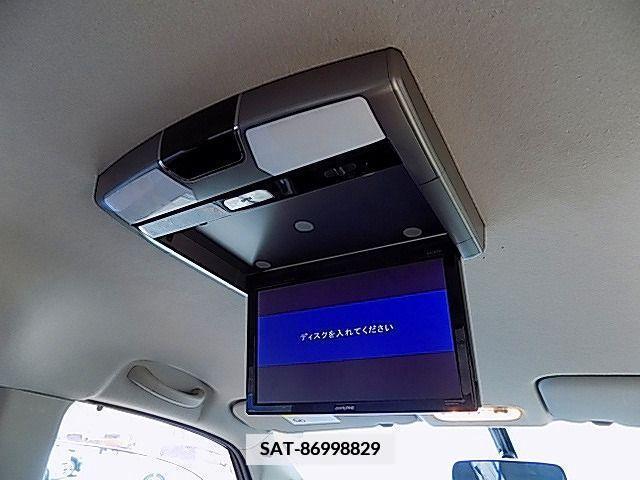 Nissan SERENA 2011-11 377770-5
