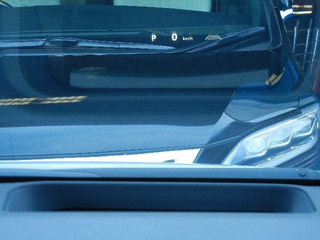Toyota ALPHARD HYBRID 2023-10 181074-19