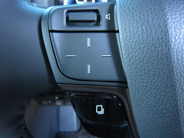 Toyota ALPHARD HYBRID 2023-10 181074-21