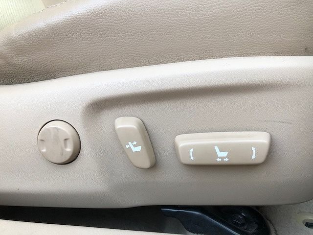 Toyota CAMRY HYBRID 2014-03 28872-23