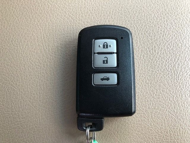 Toyota CAMRY HYBRID 2014-03 28872-24