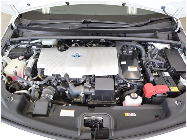 Toyota PRIUS PHV 2017-11 187215-13