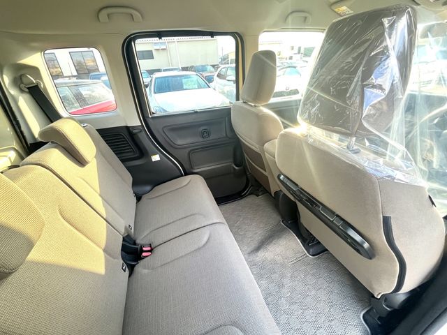 Suzuki SPACIA 2022-08 196630-15