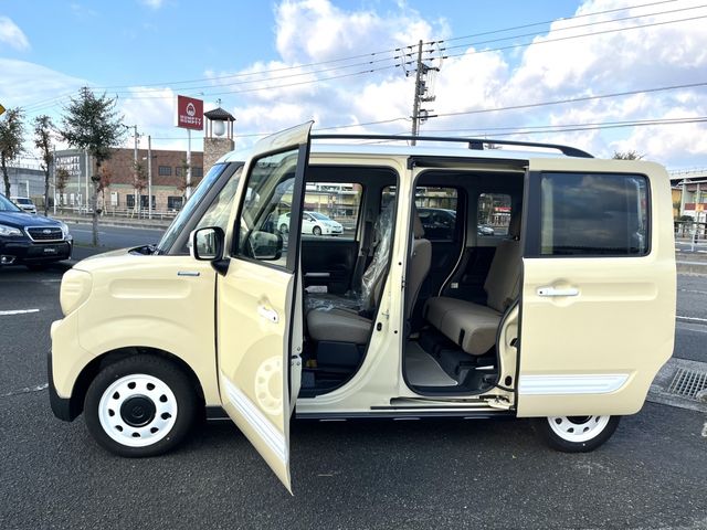 Suzuki SPACIA 2022-08 196630-4