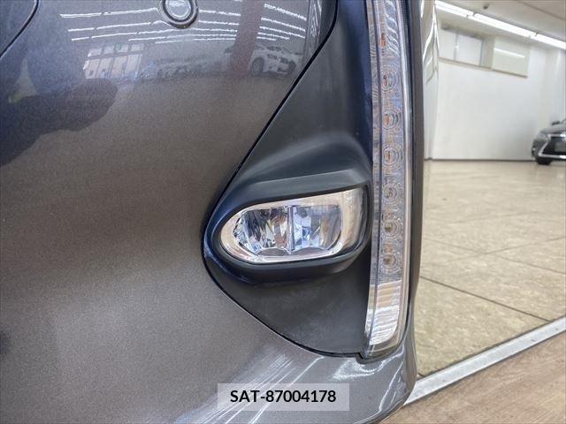 Toyota PRIUS PHV 2017-03 322567-10