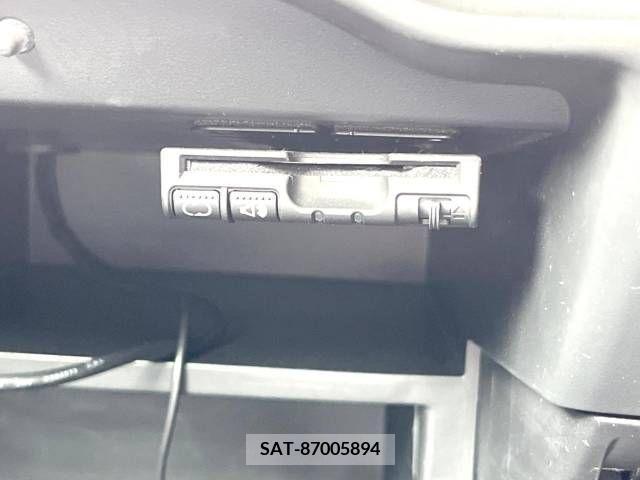Nissan NOTE 2013-05 255015-5