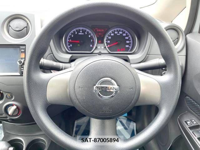 Nissan NOTE 2013-05 255015-9