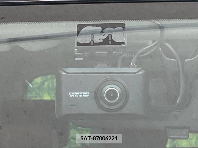 Nissan CUBE 2011-02 320680-6