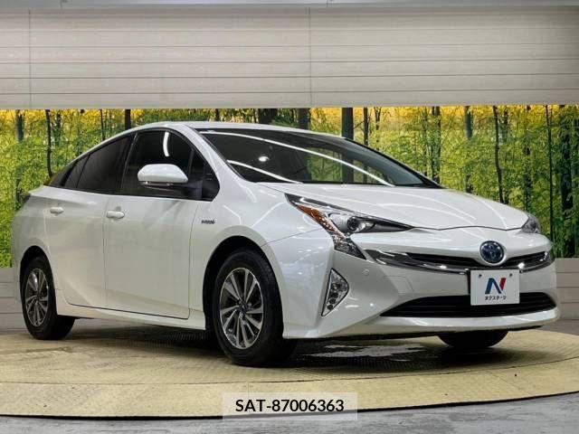 Toyota PRIUS 2016-03 282088-12
