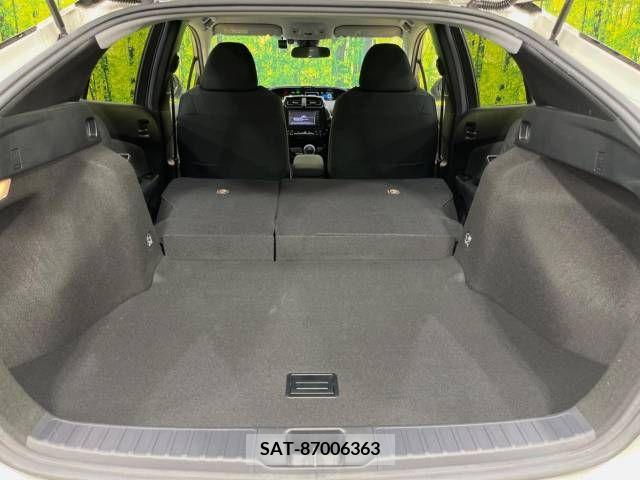 Toyota PRIUS 2016-03 282088-6