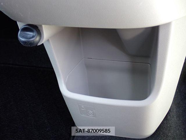 Daihatsu MOVE 2019-05 334993-12