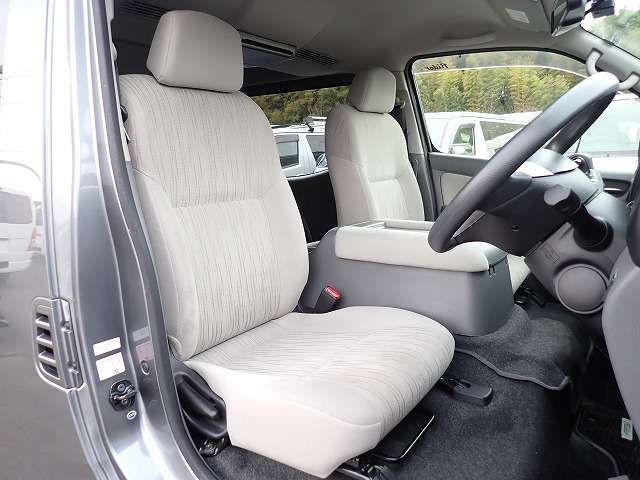 Nissan CARAVAN WAGON 2018-06 23412-18