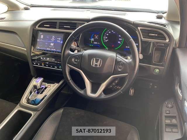 Honda SHUTTLE 2017-07 387110-9