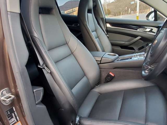 Porsche PANAMERA 2014-04 966-6