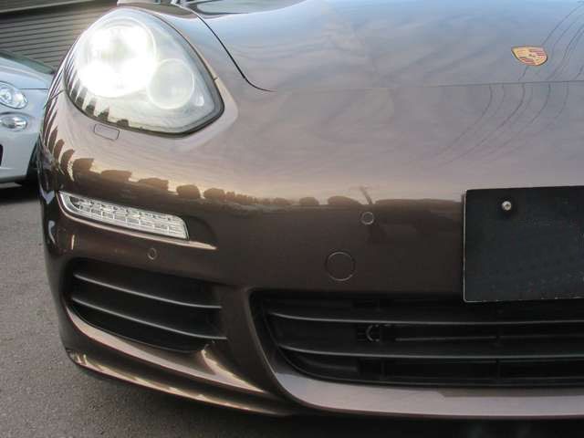 Porsche PANAMERA 2014-04 966-21