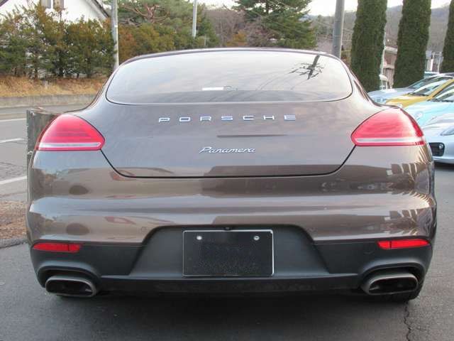 Porsche PANAMERA 2014-04 966-4