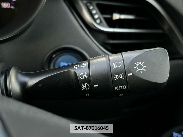 Toyota C-HR 2018-05 357771-5