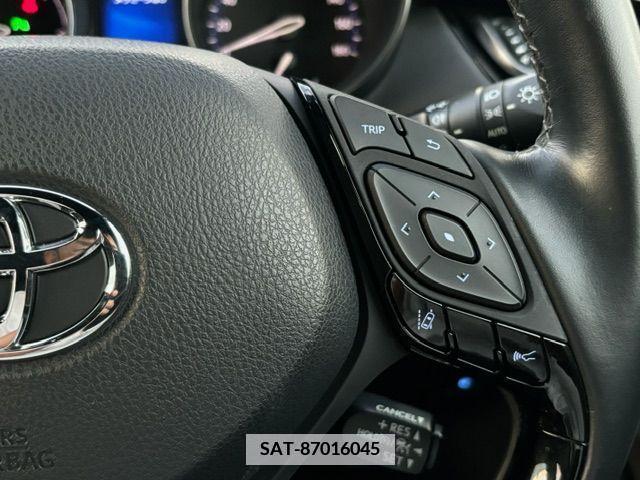 Toyota C-HR 2018-05 357771-21