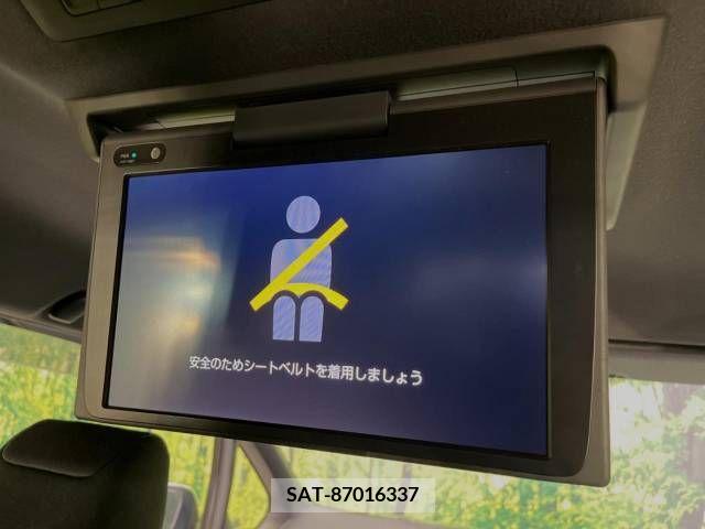 Toyota VOXY 2019-08 370414-2