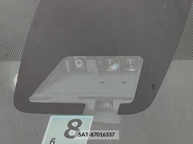 Toyota VOXY 2019-08 370414-4