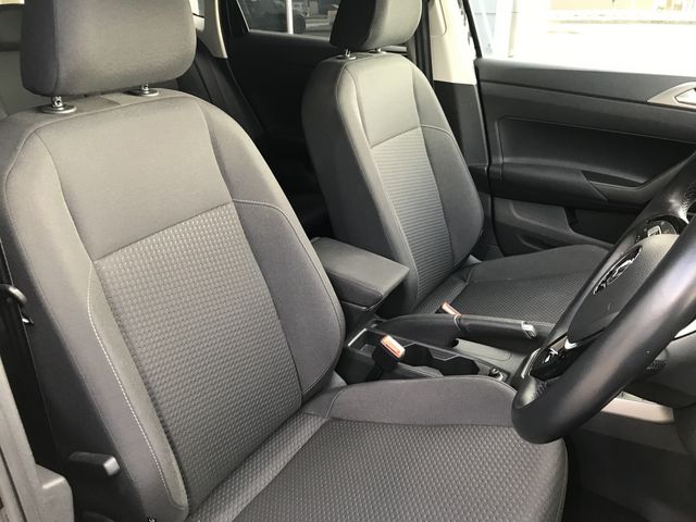 VolksWagen POLO 2019-09 13239-10