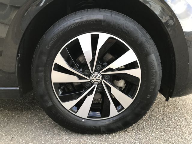 VolksWagen POLO 2019-09 13239-26