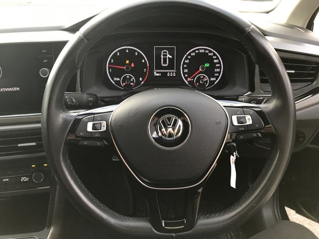 VolksWagen POLO 2019-09 13239-14