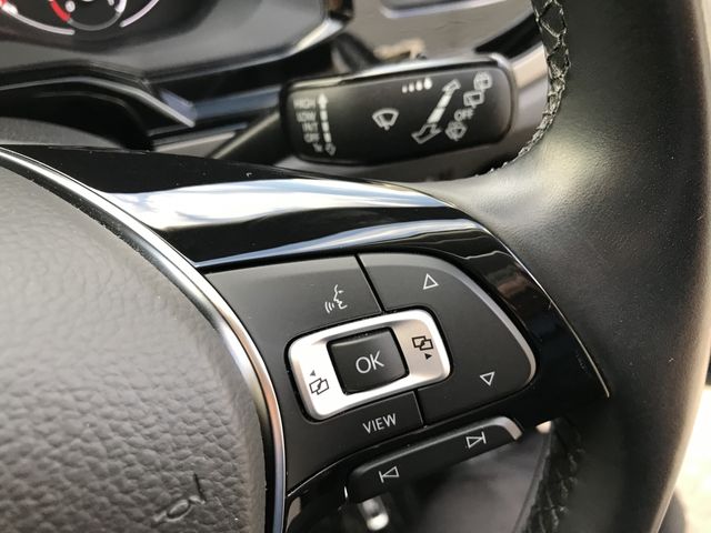 VolksWagen POLO 2019-09 13239-16