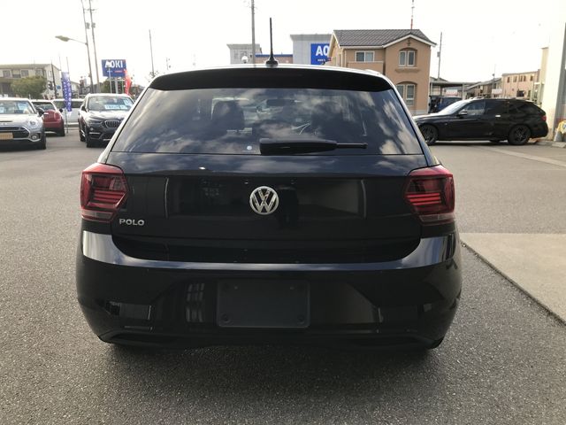 VolksWagen POLO 2019-09 13239-7