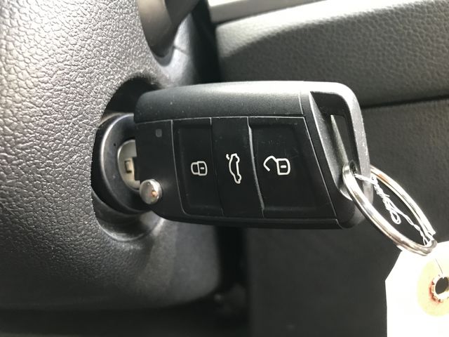VolksWagen POLO 2019-09 13239-25
