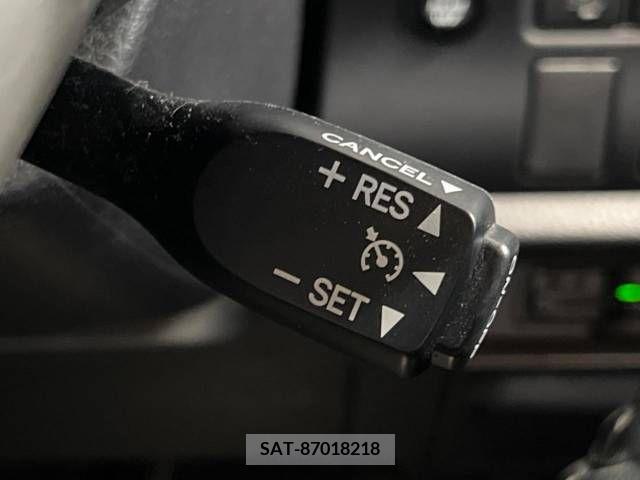 Toyota ESQUIRE 2019-07 269340-4