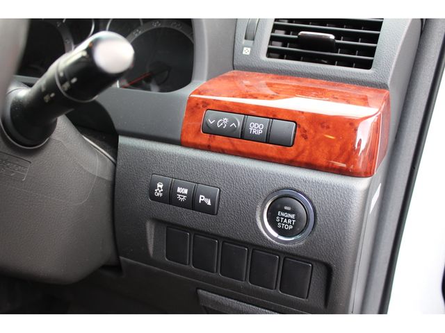 Toyota VELLFIRE 2010-03 28030-12