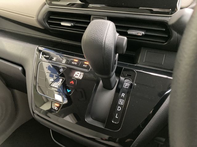 Nissan DAYZ 2019-10 29010-11