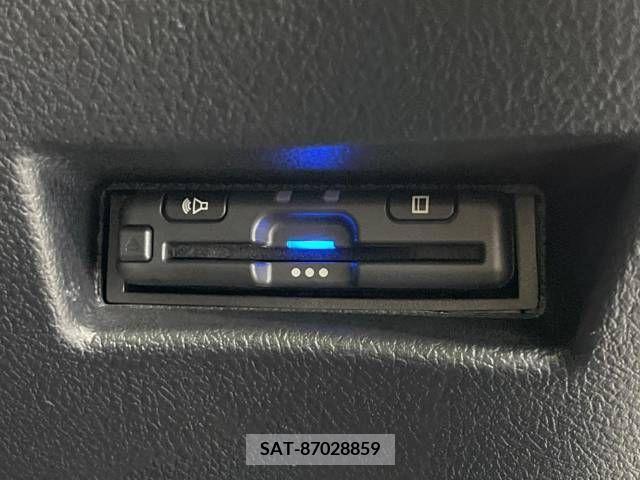 Toyota SIENTA 2019-05 331179-5