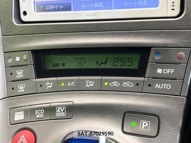 Toyota PRIUS 2013-03 255204-7
