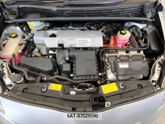 Toyota PRIUS 2013-03 255204-18