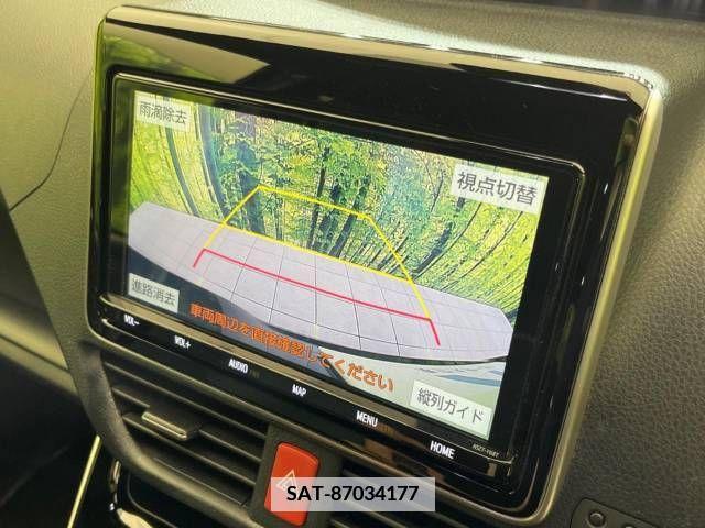 Toyota VOXY 2019-03 380761-4