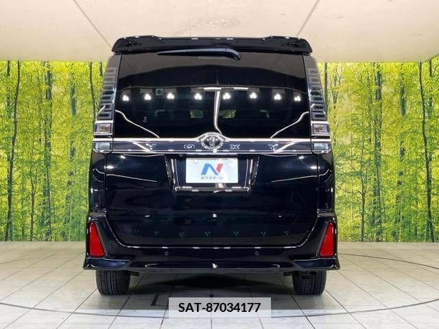 Toyota VOXY 2019-03 380761-18