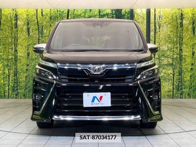Toyota VOXY 2019-03 380761-17