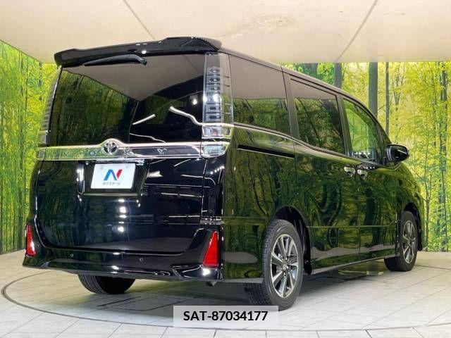 Toyota VOXY 2019-03 380761-16