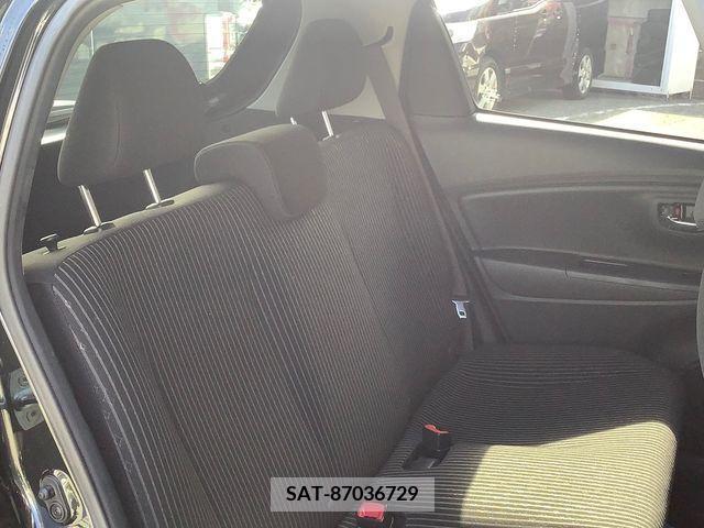 Toyota VITZ 2015-02 203586-12