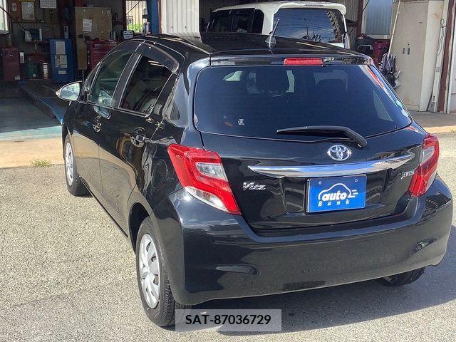 Toyota VITZ 2015-02 203586-1