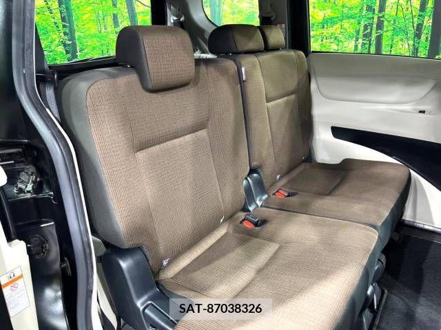 Toyota SIENTA 2017-10 285072-9