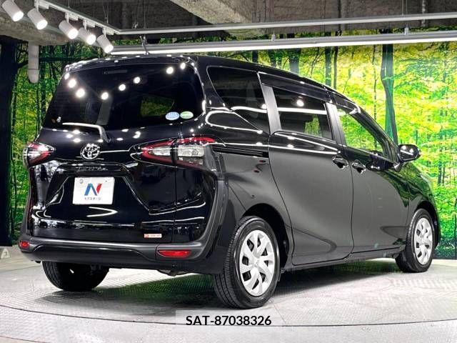 Toyota SIENTA 2017-10 285072-18